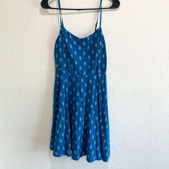 Old Navy Blue Summer Dress Small Petite - Picture 1 of 4